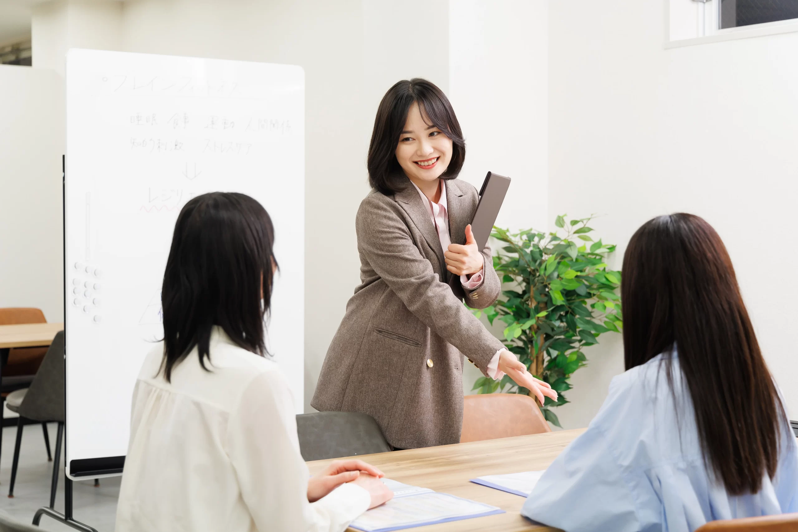 半年後就労継続率90%以上「働き続ける」ための専門的・伴走型支援